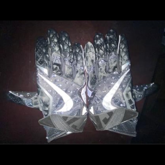 Used twice, perfect condition 
Paid 140CND - Picture 4 of 7